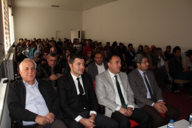 GAP-TEYAP Serbest Tarım Danışmanlarına Adıyaman'da 'Badem Yetiştiriciliği' Eğitimi Verildi