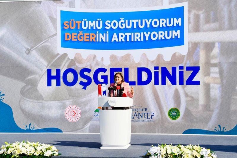 “Sütümü Soğutuyorum, Değerini Artırıyorum” Projesi Kapsamında, Üreticilere 300 Litrelik 30 Adet Süt Soğutma Tankı Dağıtıldı