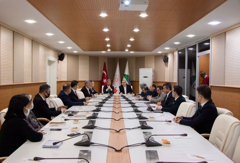 GAP İdaresi Başkanlığı ve Şanlıurfa Büyükşehir Belediyesi İş Birliği Toplantısında Bir Araya Geldi