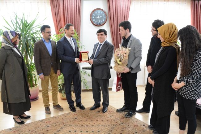 HRÜ Bilgisayar Mühendisliği Öğrencileri, GAP İdaresi Başkanı Sadrettin Karahocagil'e Teşekkür Ziyaretinde Bulundu