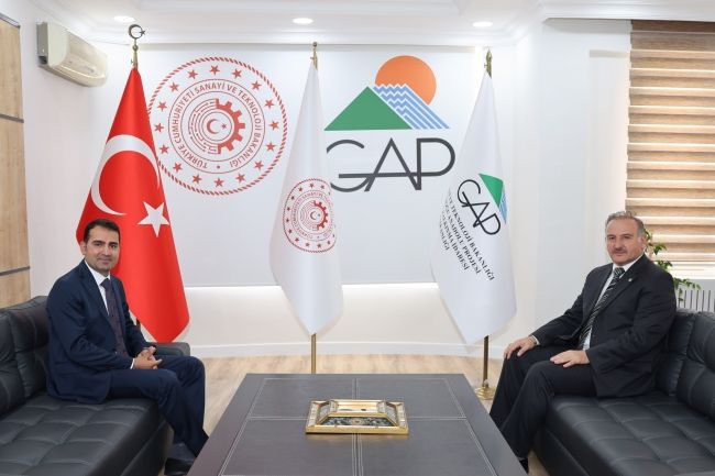 Harran Üniversitesi Rektörü GAP İdaresi Başkanlığını Ziyaret Etti