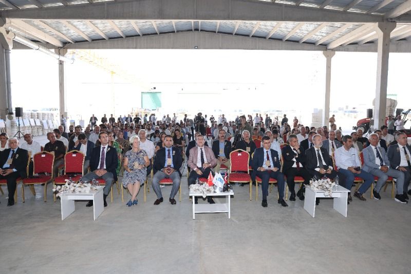 Pamuk Üreticileri ve Sektör Temsilcileri 2. İyi Pamuk Panel ve Tarla Gününde Bir Araya Geldi