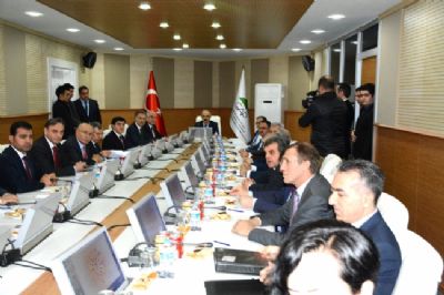 Kalkınma Bakanı Lütfi Elvan GAP İdaresi'ni Ziyaret Etti