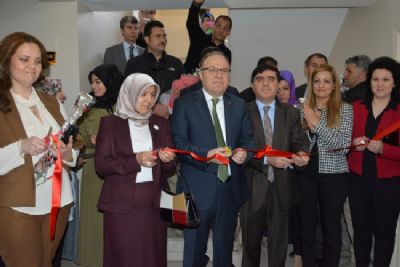 Dünya Kadınlar Günü'nde Anlamlı Ziyaret