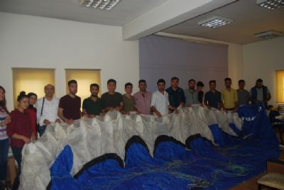 Şırnaklı Gençlere Yamaç Paraşütü Eğitimi Verildi