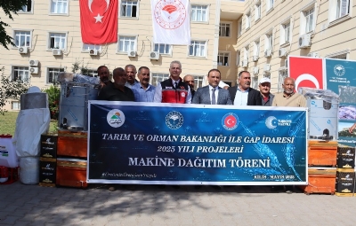 Kilis’te Bağcılık ve Arıcılık Üreticilerine Makine ve Ekipman Desteği Sağlandı