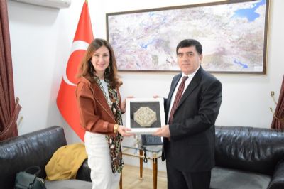 Koton Yönetim Kurulu Üyesi'nden Başkanımıza Ziyaret