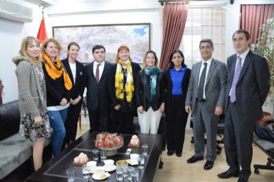 GEDA Ekibi, GAP Bölge Kalkınma İdaresi Başkanlığı İşbirliğiyle Şanlıurfa’da Annelerle Bir Araya Geldi