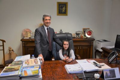 23 Nisan Ulusal Egemenlik ve Çocuk Bayramı