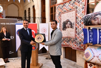 El Emeğiyle Yoğrulan Geleneksel Kilis Yorganı Modern Dokunuşlarla Geleceğe Taşınıyor