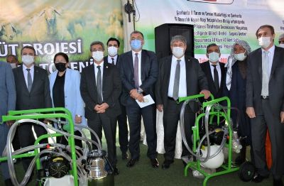 Şanlıurfa’da Küçükbaş Hayvancılığı Geliştirme Projeleri Toplu Dağıtım ve Sertifika Töreni düzenlendi
