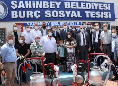 242 Adet Süt Sağım Makinesi Gaziantep'te Üreticilere Dağıtıldı