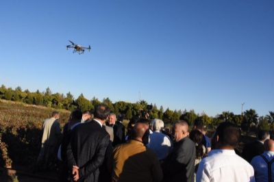 Harran Üniversitesi Dijital Tarım Üssü Araştırma Alanı Faaliyete Geçti