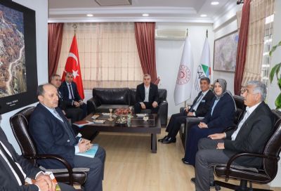 GAP İdaresi Başkanlığı ve Şanlıurfa Büyükşehir Belediyesi İş Birliği Toplantısında Bir Araya Geldi