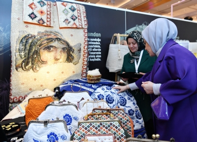 Kilis'in Kadim Yorganı Cemre Çarşısı'nda Yerini Aldı