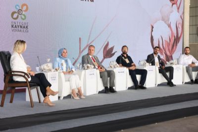 Pamuk Üreticileri ve Sektör Temsilcileri 2. İyi Pamuk Panel ve Tarla Gününde Bir Araya Geldi