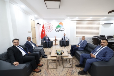 Sanayi ve Teknoloji Bakanlığı Yönetim Hizmetleri Genel Müdürü Sayın Erol ÖKTEN ve beraberindeki heyet, GAP Bölge Kalkınma İdaresi Başkanlığını Ziyaret Etti