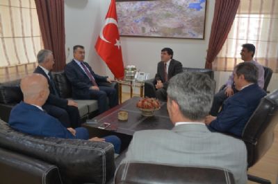 Emniyet Genel Müdürü Mehmet Celalettin Lekesiz GAP İdaresi Başkanı Sadrettin Karahocagil'i Ziyaret Etti