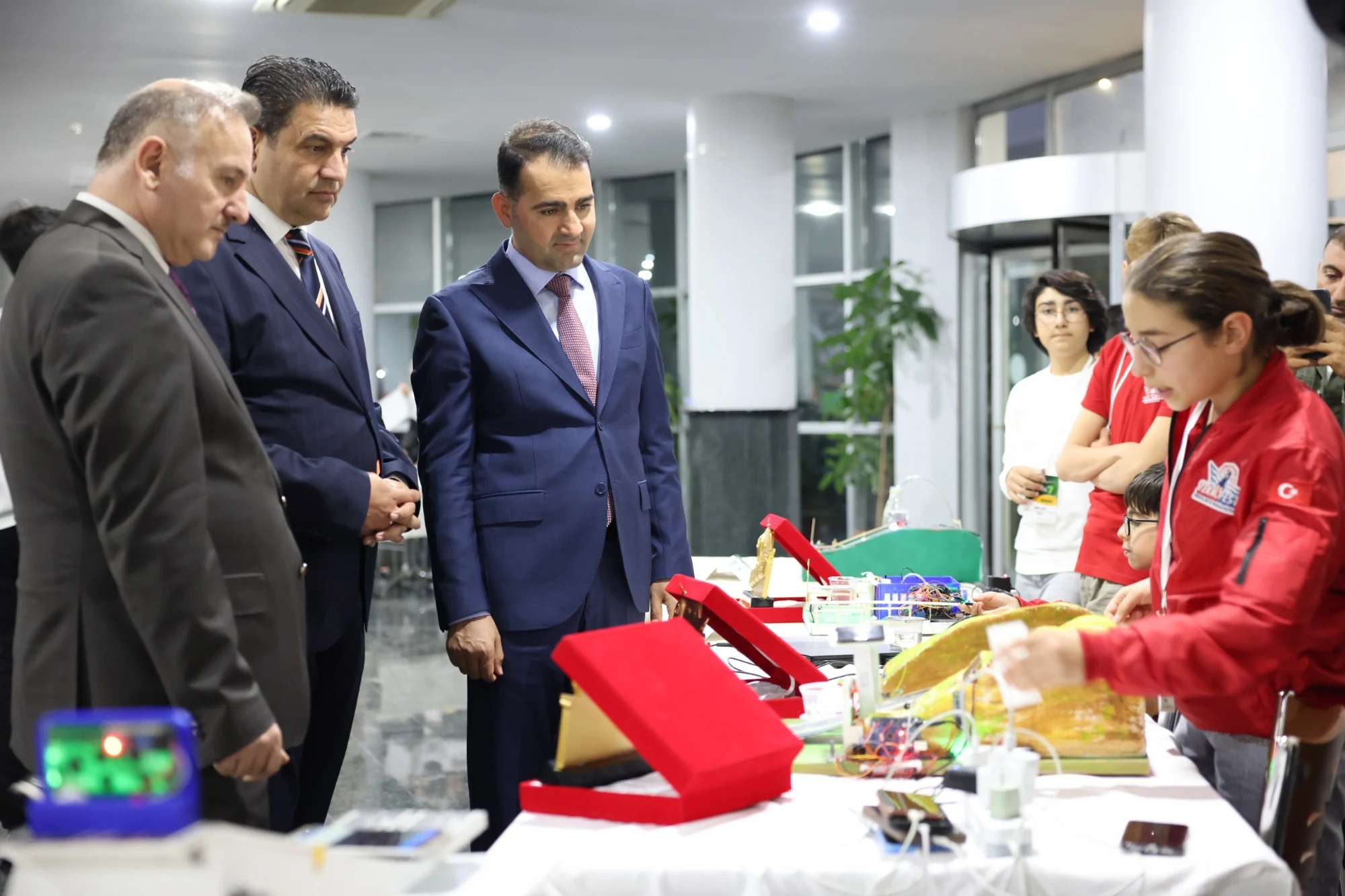 GAP Yeşil İnovasyon Töreninde Gençlerin Bilim ve Teknoloji Başarıları Ödüllendirildi