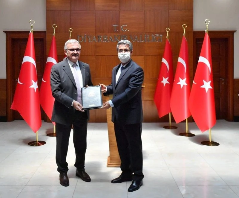 GAP İdaresi Başkanlığı ve Diyarbakır Valiliği Arasında İş Birliği Protokolü İmzalandı