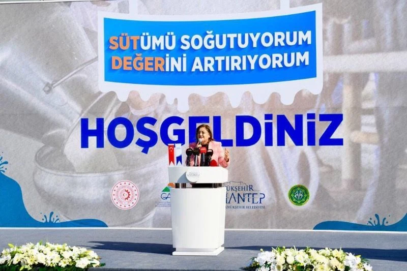 “Sütümü Soğutuyorum, Değerini Artırıyorum” Projesi Kapsamında, Üreticilere 300 Litrelik 30 Adet Süt Soğutma Tankı Dağıtıldı