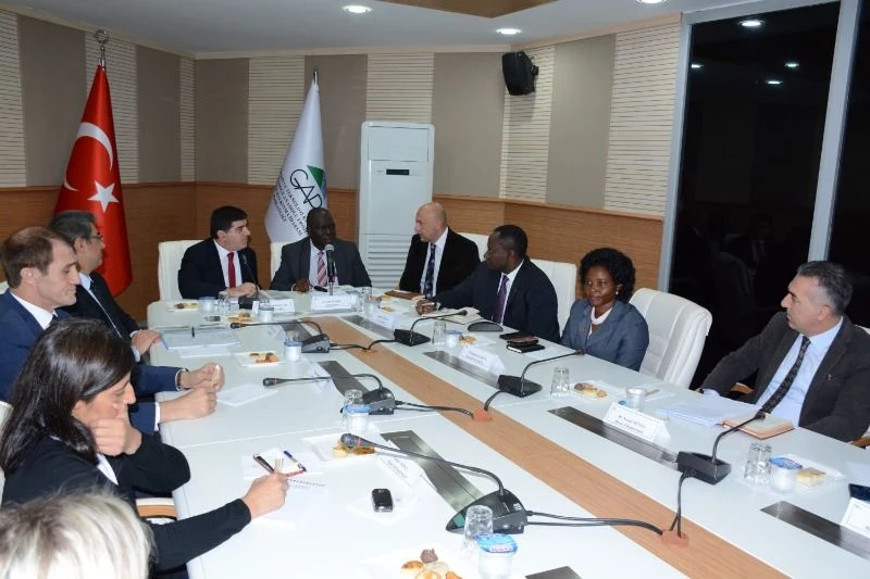 GAP İdaresi Başkanlığı ve Uganda Büyükelçiliği Arasında İşbirliği Toplantısı Yapıldı