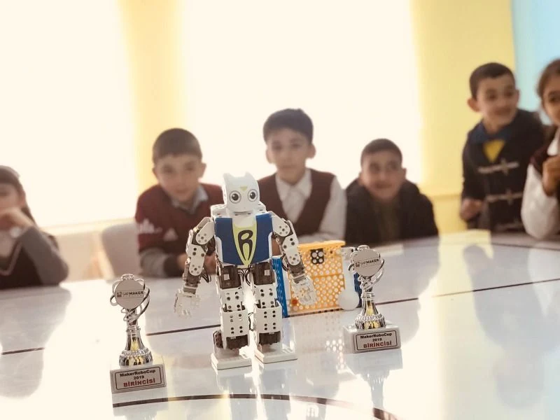 Yeşil Düşler Fabrikası Robotik Sınıfı'nın Açılışı Yapıldı