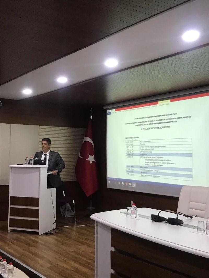 Şanlıurfa'da Proje Çalışanlarına Oryantasyon Eğitimi Verildi