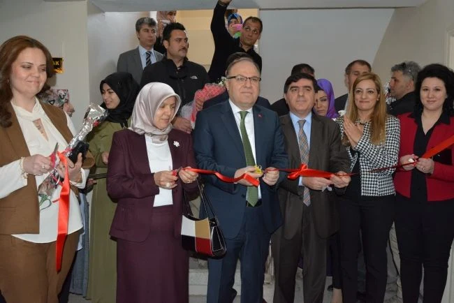 Dünya Kadınlar Günü'nde Anlamlı Ziyaret