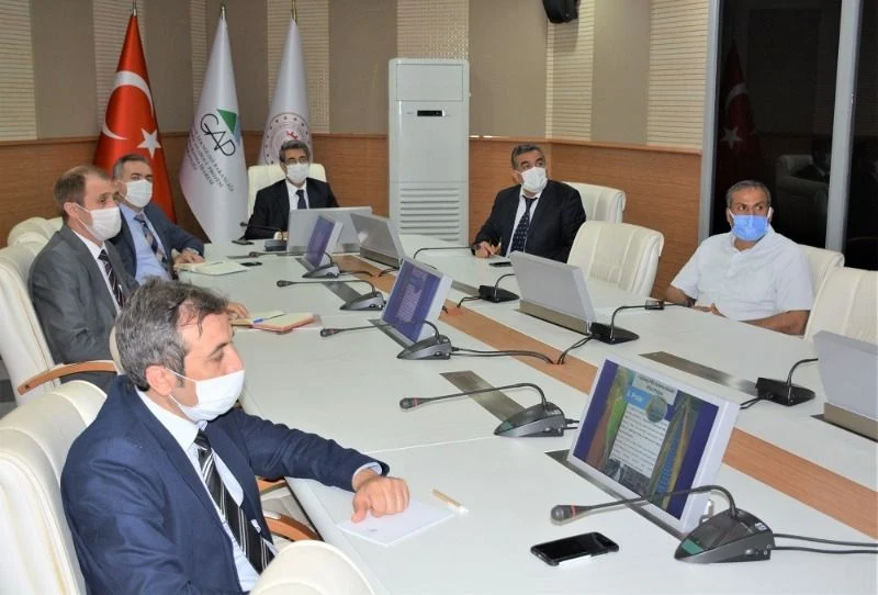 GAP Tarımsal Araştırma Enstitüsü Müdürlüğü yetkilileri ile İstişare Toplantısı gerçekleştirildi