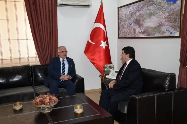 Şanlıurfa Valisi Güngör Azim Tuna GAP İdaresini Ziyaret Etti