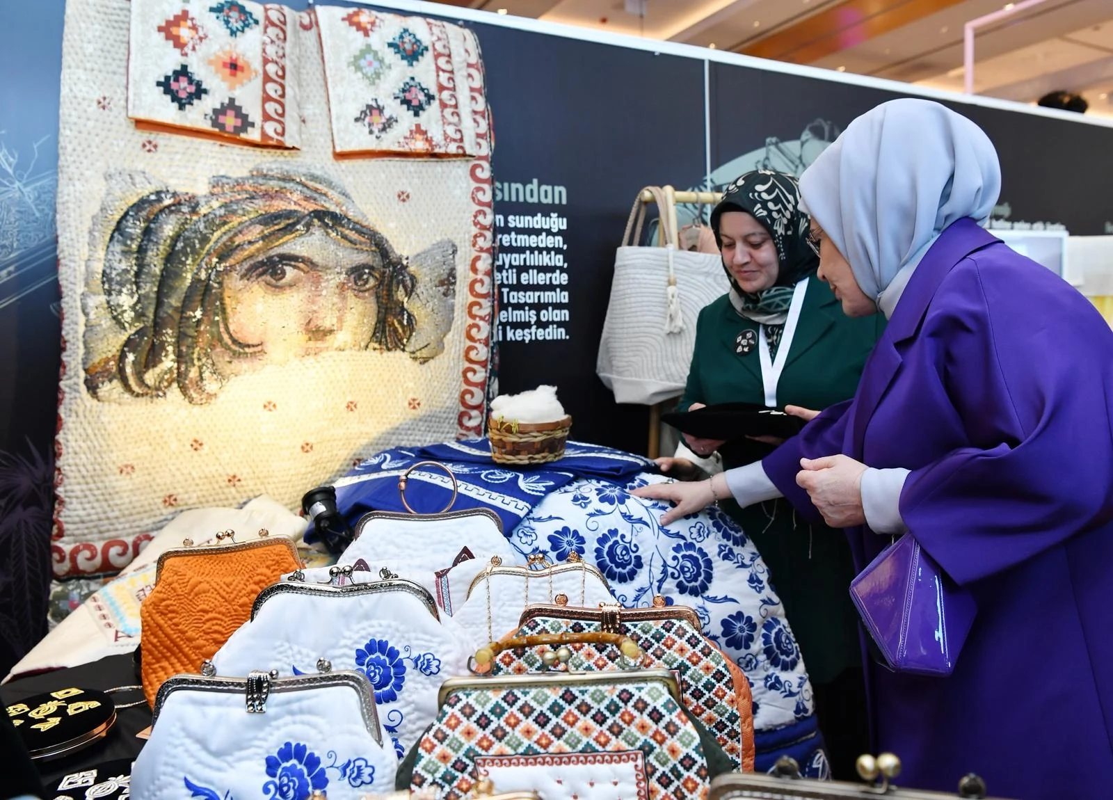 Kilis'in Kadim Yorganı Cemre Çarşısı'nda Yerini Aldı