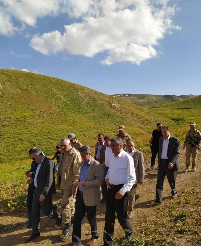 Başkan V. Mehmet AÇIKGÖZ ve Beraberindeki Heyet, “GAP ile Kırsal Yaşamın ve Verimliliğin Artırılması” Proje Alanını Ziyaret Etti