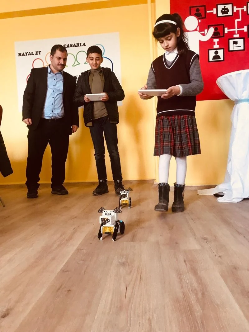 Yeşil Düşler Fabrikası Robotik Sınıfı'nın Açılışı Yapıldı