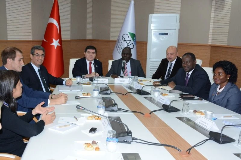 GAP İdaresi Başkanlığı ve Uganda Büyükelçiliği Arasında İşbirliği Toplantısı Yapıldı