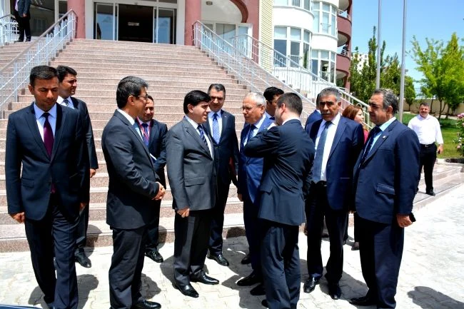 Çevre ve Şehircilik Bakanlığı Bakan Yardımcısı Mehmet Ceylan GAP Bölge Kalkınma İdaresi’ni Ziyaret Etti