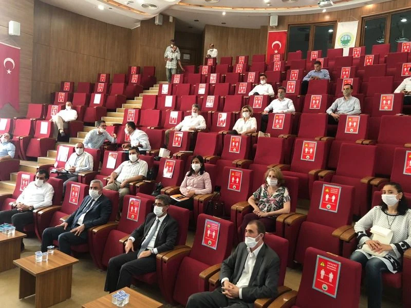 GAP İdaresi Başkanlığı Yetkililerinden Şanlıurfa Ticaret ve Sanayi Odası’nı Ziyaret