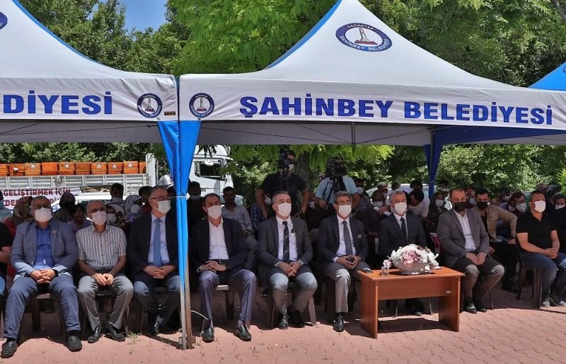242 Adet Süt Sağım Makinesi Gaziantep'te Üreticilere Dağıtıldı