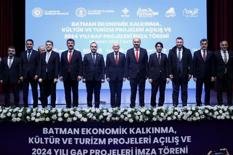 Sanayi ve Teknoloji Bakanı Mehmet Fatih KACIR, Batman’da Desteklenecek Projelerin Lansman Töreni'ne Katıldı