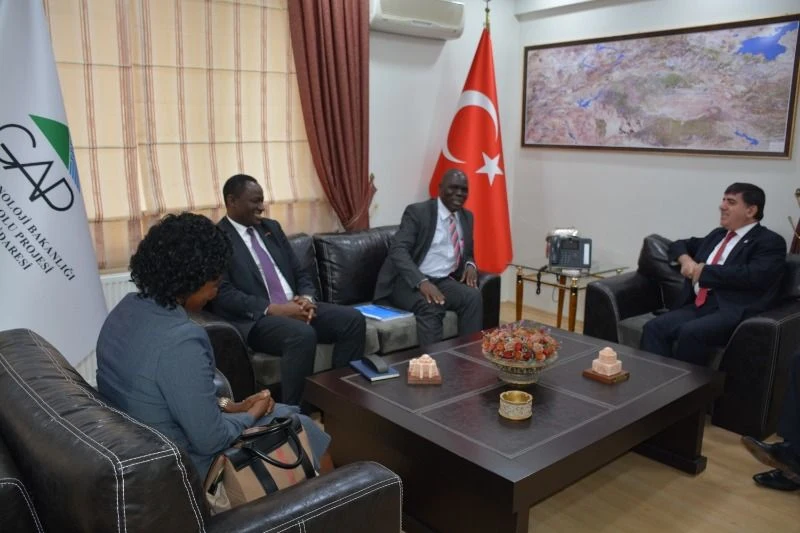 GAP İdaresi Başkanlığı ve Uganda Büyükelçiliği Arasında İşbirliği Toplantısı Yapıldı