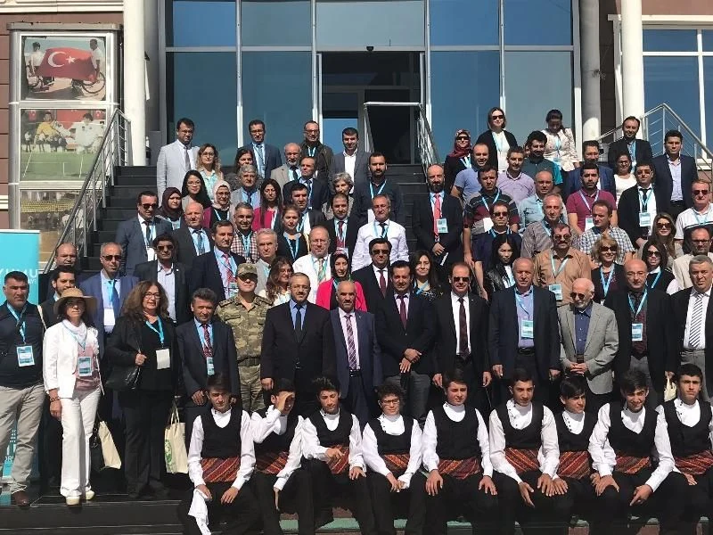 1.Uluslararası Organik Tarım ve Biyoçeşitlilik Sempozyumu Bayburt’ta Yapıldı